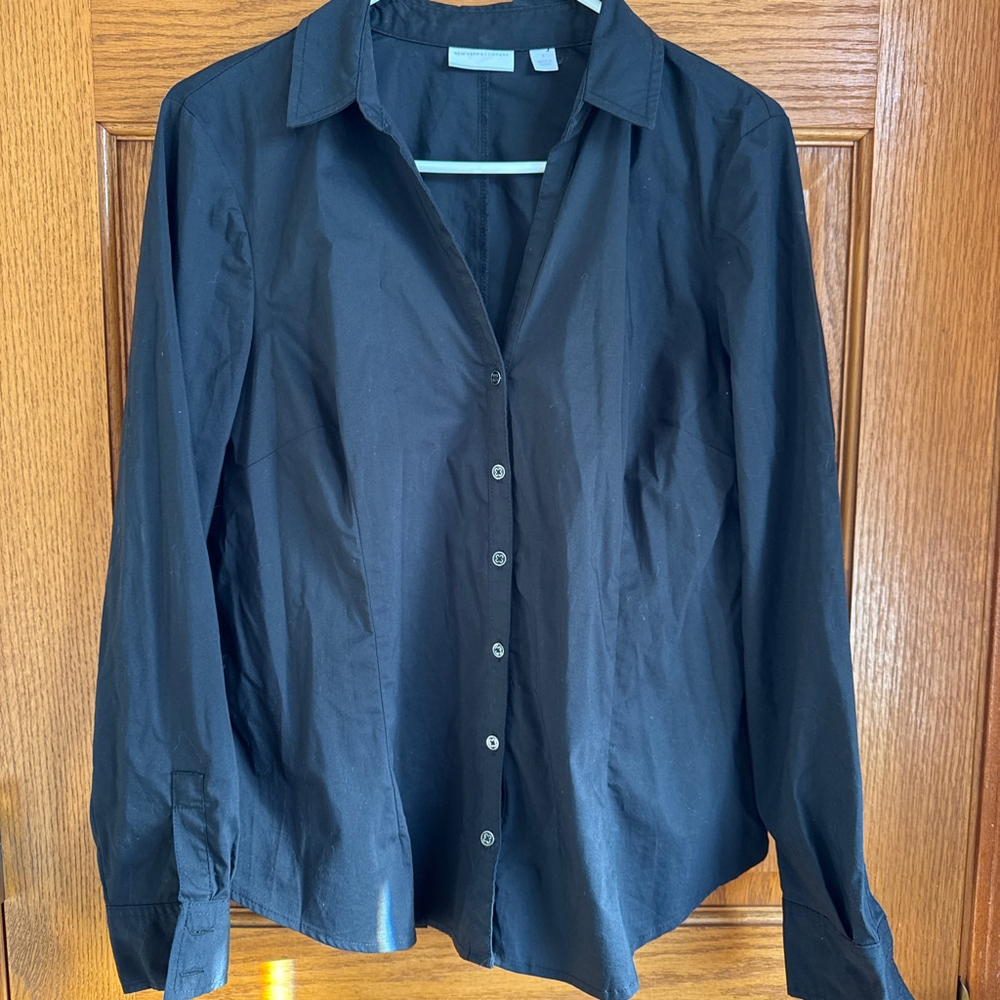 Women's New York & Company Black Button Down Shirt Size L